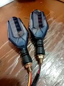 Sen Lampu Sen Motor LED RUNNING 2 Warna UNIVERSAL VIXION CB150 MEGA PRO VERZA DLL