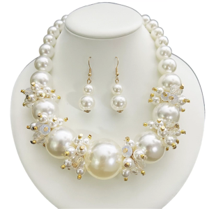 Simulated Pearls Clavicle Necklace Set with Studs Earrings Skin Friendly Construction Formal Casual Wardrobe Essential