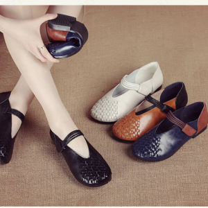 huowa Vintage Handmade Leather Mom Shoes with Soft Sole for Comfortable Casual Womens Footwear