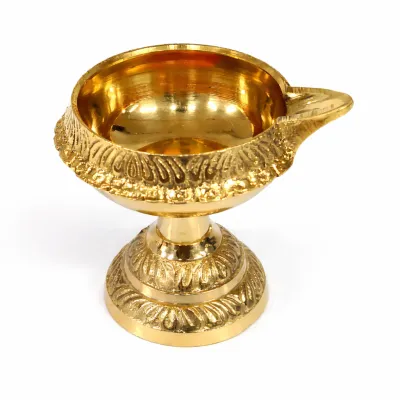 Traditional Brass Kubera Deepam with Stand | Kuber Diya Oil Lamp for Pooja Aarti Temple & Home Rituals (Pack of 1 | Height- 2.5 inch Width- 2 inch)
