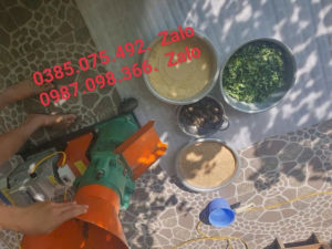 Máy ép cám viên 3 quả lô sử dụng mô tơ 35kw tốc chậm