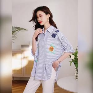 Ammin phong cách Hàn Quốc Thời Trang tay áo ngắn thiết kế dáng rộng thoải mái in sọc Áo Sơ Mi Cho Phụ Nữ 2024 du lịch mùa hè đi làm Lỏng Lẻo Đa Năng Tay áo loe in hoa Hàng Đầu