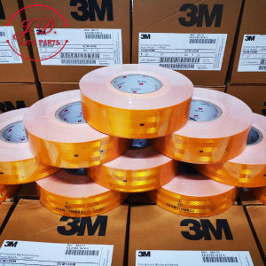 สติ๊กเกอร์สะท้อนแสง 3M ติดรถบรรทุก ขนาด ยาว 50เมตร x กว้าง 50มม. COD