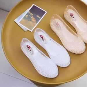 [Free Shipping] Summer New Style Closed-Toe Mesh Perforated Shoes For Women Crystal Shoes Hollowed-Out Non-Slip Soft Thick-Soled Outdoor Beach Sandals For Women