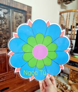 Bảng phụ A3 - Bông Hoa Toán Học Khổ A3 (30 X 30Cm)  - Đồ dùng dạy học MCH