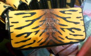 Dompet Wanita Kulit Pari Double Zipper Motif Harimau Macan