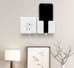 Kệ Đỡ Điện Thoại Điều Khiển Treo tường  Remove Tivi Máy Lạnh Điện Thoại Có Khe Rãnh Cắm Sạc Chất Liệu Nhựa ABS