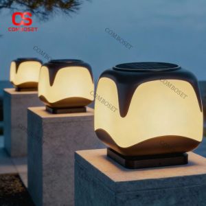 Đèn Trụ Cổng Nghệ Thuật Viền Lượn Mềm Trang Trí Ngoài Trời Điện + NLMT