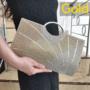 Tas pesta wanita terbaru import mewah Tas Pesta Clutch Import Elegan Wanita Model Kristal Bahan dasar dari kulit taiga yang sangat kuat