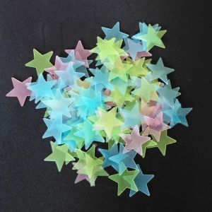 SAVVYSHELF 100Pcs/Set Glow In The Dark Luminous Wall Stickers Colorful Star Nursery Ornament Wall Art Stickers  DIY Fluorescent Wall Art Decals Kids Baby Room Decoration