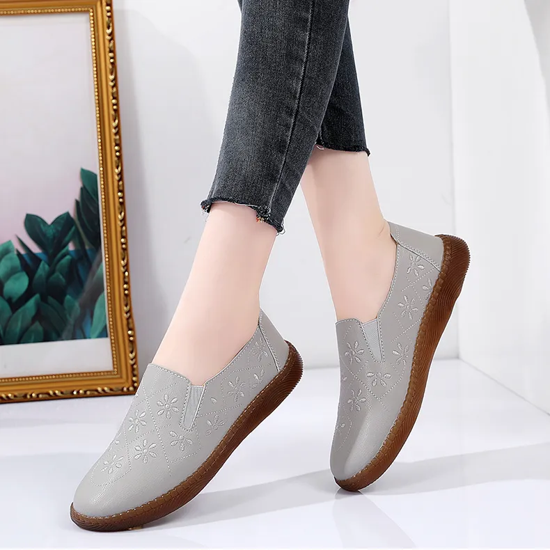 VIWANA Women White Flat Shoes Plus Size 35-42 Genuine Leather Ladies  Loafers Soft Sole Black Casual Flat Shoes For Women Korean Style Slip On  Flats