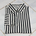 Kemeja Wanita Garis Hitam Putih Lengan Panjang Ganjar Pranowo Korean Style Kekinian Baju Motif Salur Black White Import Casual Pakaian Wanita  Blouse Stripe Oversize Jumbo Big Size Korea Style Terbaru Murah Katun Rayon Shakila Premium Hem Cewek Basic. 