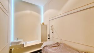 Glomax Aesthetics Award Winning Facial/Best Deep Cleanse Facial/Best Pre - Prep Party Facial/Best Extraction/Brightening Facial/Best for Dull & Uneven Tone Skin 90 min Luminous Detox Energie Care Facial - First Trial