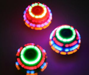 1 set Electric LED Spinning Top Flashing Light Music Cute Animal Figures Model Launcher Glow At Night Rotating Kid GIft Toy