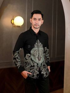 KEMEJA LENGAN PANJANG PRIA TERLARIS