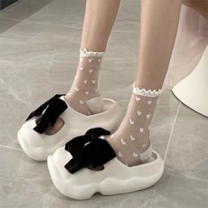 AZDH โพลีเอสเตอร์ ถุงเท้าใยแก้วหวาน รักหัวใจ เสื้อจับจีบ ถุงเท้าสไตล์ใส สะอาดและสดชื่น ลูกไม้ปักลาย สำหรับผู้หญิง