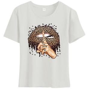 Trendy Womens Leopard Lips Finger Print Graphics T-Shirt Short Sleeve Tee Loose Fit Pullver Top for Casual and Holiday