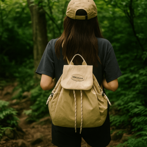 IU MISS สายรัด กระเป๋าเป้ไนลอนผู้หญิง น้ำหนักเบา แบบพกพา กระเป๋าเป้ลำลองหลายช่อง สร้างสรรค์ พร้อมที่จับ กระเป๋าเป้เดินทางสไตล์มินิมอล แบบยูนิเซ็กซ์