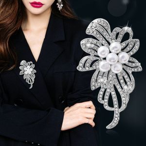 ARTMU Wedding Party Coat Alloy Crystal Gifts For Women Rhinestone Bouquet Jewelry Accessories Brooches Pins Corsage