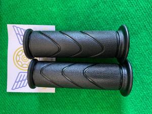 HANDFAT SARUNG GAS MOTOR BAHAN KARET HANDGRIP+JALU STANG PCX UNIVERSAL SEMUA MOTOR Beat Vario Scoopy Revo Supra Sonic Mio Xeon Jupiter MX Rxking Maxi Lexi Aerox Xride Fino Soul Freego Fazzio Gear Vespa MIO GEAR R25 KLX Crf Trail Genio