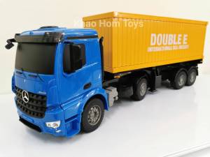 รถตู้คอนเทนเนอร์หัวลาก หน้าเบนซ์ คันใหญ่