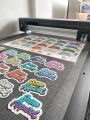(CROMO) Stiker Potong Putus / Stiker Label Baju / Stiker Brending / Stiker Die Cut / Stiker Custom. 