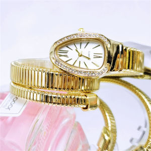 Luxury Snake Shape Womens Watch Creative Quartz Wristwatch Unique Bracelet Watch For Women Ladies High Quality