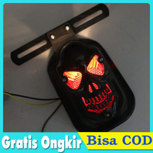 Lampu Berhenti Rem Belakang Sepeda Motor Tengkorak Hitam Universal Lampu ABS Vintage Indikator Ekor Sepeda Motor untuk Honda Kawasaki Helikopter Harley
