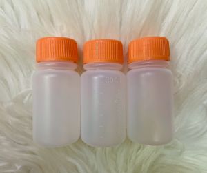 ขวดพลาสติกพร้อมฝาปิดสีส้ม ขนาด30ml.สำหรับแบ่งของใช้พกพา ขายเท แบบราคาส่ง [แบบ1และ3ขวด] พร้อมส่ง