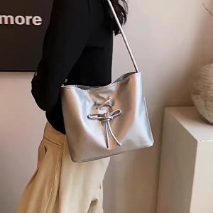 Phụ nữ túi xô chất liệu da PU nách túi kiểu Hàn Quốc Túi xách sức chứa lớn nách túi Cung Túi Đeo Vai Túi mua sắm