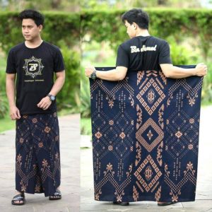 Sarung BATIK MODEL  terbaru Dewasa Polos - Hitam/Putih SARUNG TERBARU MERK WAJADA