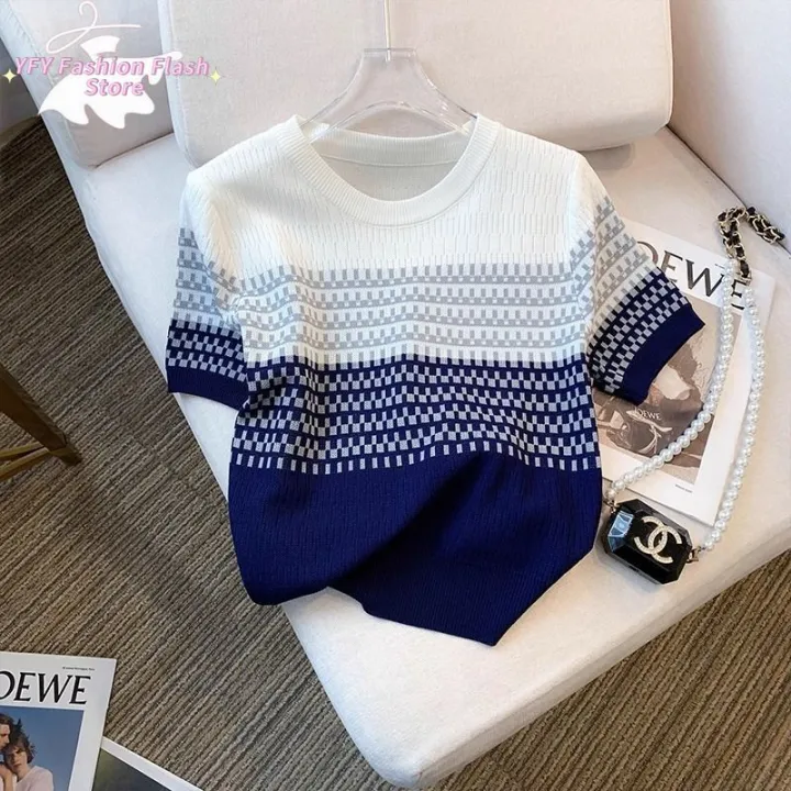 Ice%20Silk%20Top%20Women's%20Fashion%20Color%20Blocked%20Thin%20Knit%20Sweater%20for%20Commuting%20-%20Image%202
