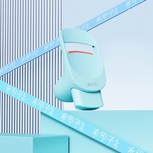 Convenient selfheating electric eyelash curler rechargeable eyelash curler