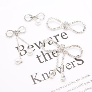 Silver Color Rhinestone Pearl Bowknot Brooch Women Simple Personality Fashion Elegant Pin Vintage Anti-light Corsage Accessories