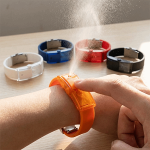 RONALDF Lightweight Scent Diffuser Bracelet Refillable Adjustable Wristband Dispenser Bracelet Fashion PVC Scent Bracelet for Everyday Use