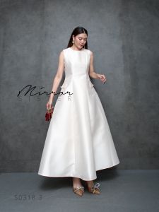🔖Mirrorsister 50318.3 เดรสยาว ช่วงบนเป็นคอกลมแขนกุด แต่งตีเกร็ด เข้ารูปช่วงเอว มีกระเป๋าฝาปิด2ข้างซ้ายขวา กระโปรงบาน