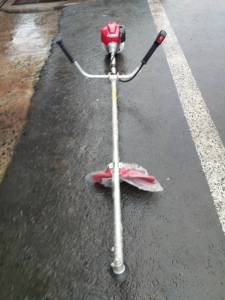 เครื่องตัดหญ้า4จังหวะฮอนด้า425 สะพายหลัง ระบบข้อแข็ง ทนทาน แรงดี ประหยัดน้ำมัน แรง ทน เสียงเงียบ ไม่มีควัน