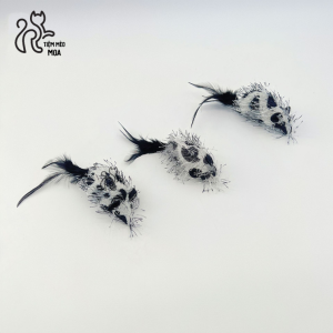 Chuột tua rua đuôi lông vũ - Đồ chơi chuột nhồi bông cho mèo - Tiệm Mèo Moa