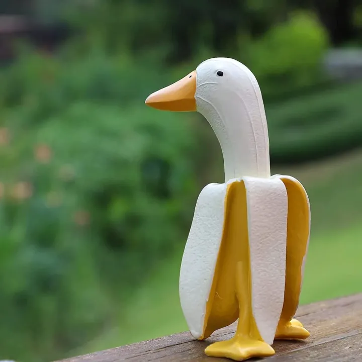 The Banana Duck That Nobody Asked For but Everyone Understands