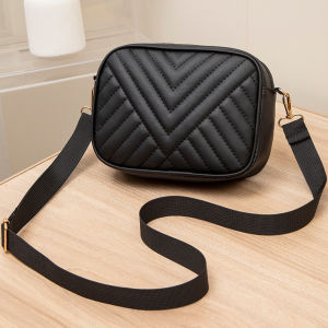 1707 ( READY STOCK ) PU SLING BAG EU FASHION HOUSE