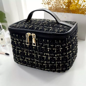 กระเป๋าเครื่องสำอางแบบพกพา ความจุใหญ่ ใส่ของได้เยอะ ใช้เดินทาง ท่องเที่ยว จัดเก็บเมคอัพ สกินแคร์ neatly & portable makeup bag