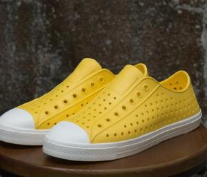 Coqui Jefferson Frank nativ Sandal nam Sandal mềm chống trơn trượt chống thấm nước cho đôi giày Sandal mềm chống thấm nước cho đôi giày đế bằng mũi tròn rỗng giày lười Guốc nữ màu trơn Giày đi biển chống thấm nước 36-45