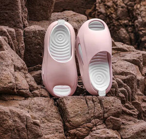 [Free Shipping] WomenS Outdoor Slippers Thick-Soled Two-Tone One-Strap Design Made Of EVA Material Stylish And Suitable For Summer Wear