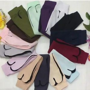 AliMaMa - KAOS KAKI TELAPAK HITAM - Kaus Kaki Jempol Muslimah Wanita Muslim Murah Medan