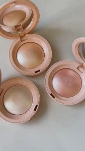 Phấn bắt sáng dạng nhũ siêu mịn lì Rare Beauty Positive Light Silky Touch Highlighter 2.8g