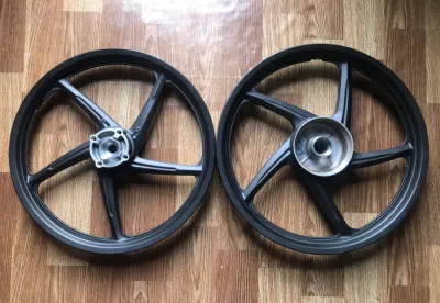MÂM VÀNH ĐÚC 5 CÂY CHÍNH HÃNG HONDA ĐĨA WAVE 110RSX 110WAVE SFUTURE MẬP 125 VÀ BLADE GẮN ZIN THEO XE KHÔNG CHẾ CHÁO