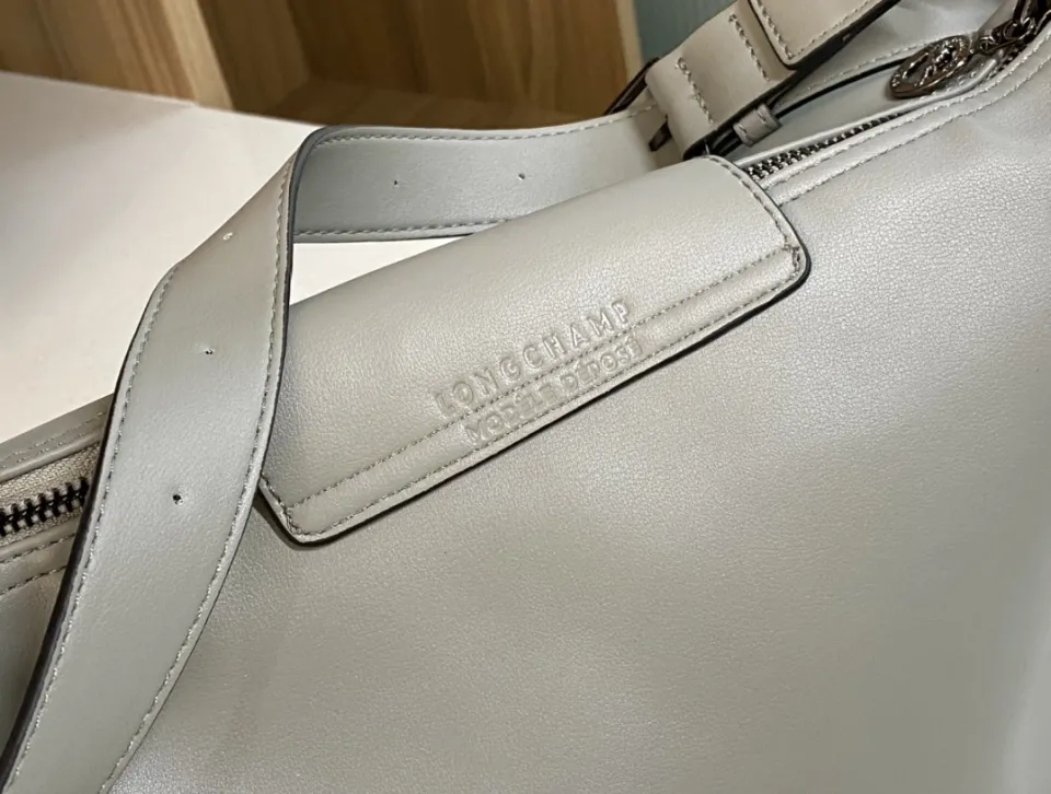 Longchamp modele depose discount made in france