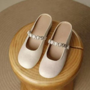 Free Shipping 6Cm Internal Height Increase Retro Closed-Toe Mules For Petite Women Summer Outdoor Wear 2026 New Style Slip-On Lazy Sandals