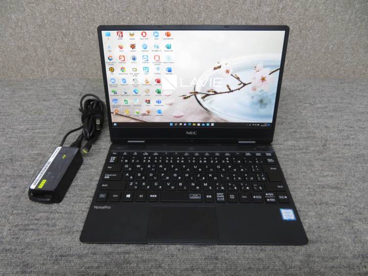 軽量薄型☆NEC VKT12/H-3 i5-7Y54 8GB SSD256 軽量薄型☆NEC VKT12/H-3 i5-7Y54 8GB SSD256 VersaPro 【中古パソコン