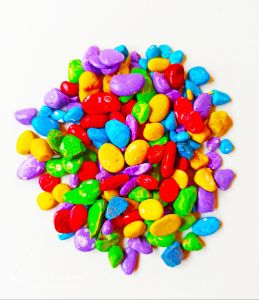 Batu Koral Warna Warni Hiasan Aquarium Aqua Skep dan Pot Bunga 500 gr